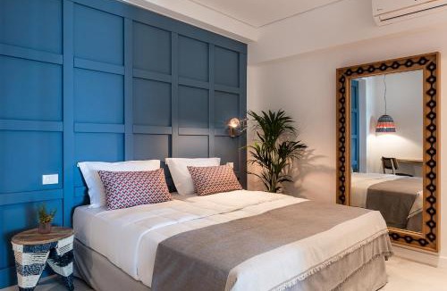 Makrys Tichos Apartment | Blue Island Luxury Apartment