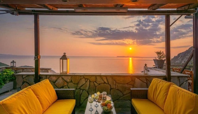 Arilla Beach Hotel
