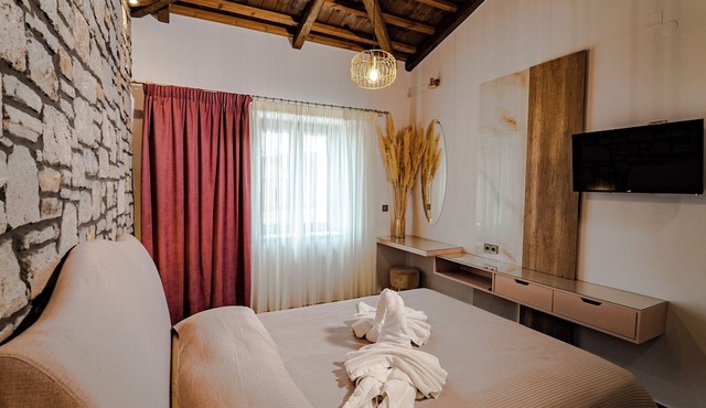 Lithoessa Luxury Apartments