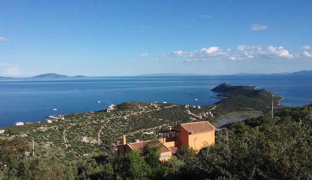 Aeolos Villa Overlooking the Sparkling Waters of the Aegean in Marathon