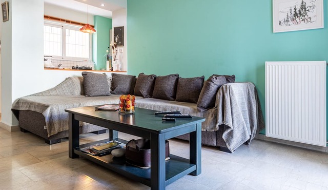 Erika's Oasis - Stylish Living in the Heart of History in Kalamata