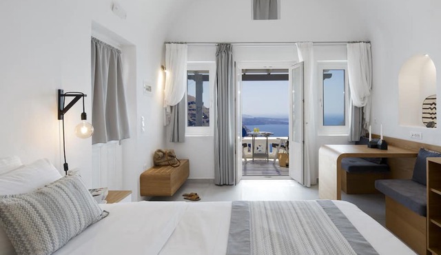Santorini Princess Spa Hotel in Santorini