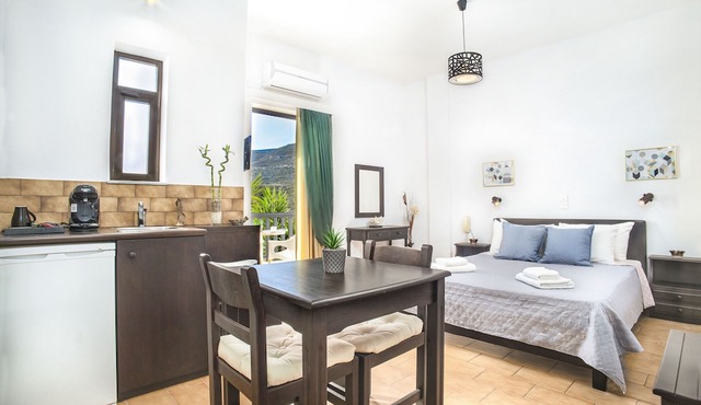 Hotel Porto Diakofti in Kithira