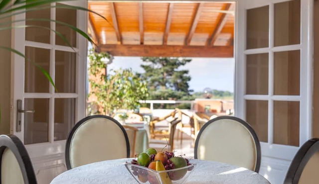 Victoria Hill Hotel