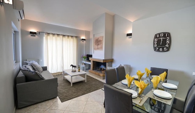 Regalo Apartments