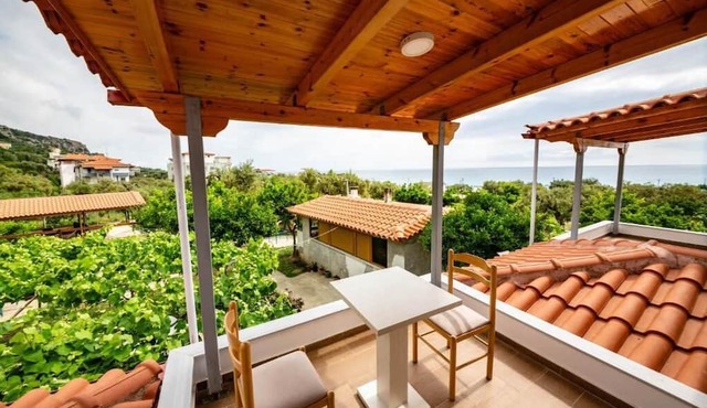 Guest House Luiza in Borsh