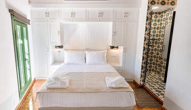 Casa Di Nonno-jacuzzi Mountain View Stay in Lesvos in Lesvos
