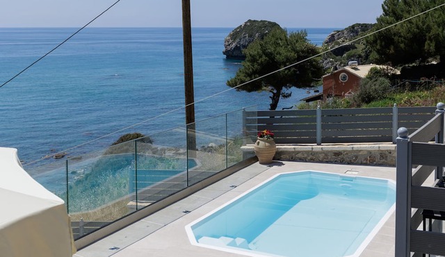Villa Renata & Villa Filippos with private Plunge Pool by Konnect