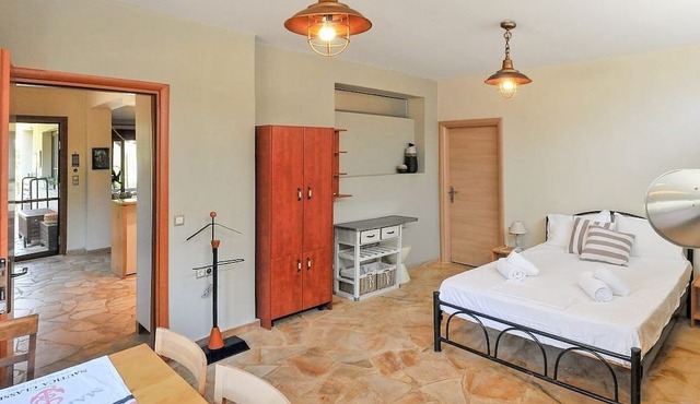 Lovely 2-Storey House, Peaceful Location 30 m from the Seaside, Sleeps up to 8 Adults + 2 Children! in Prinos