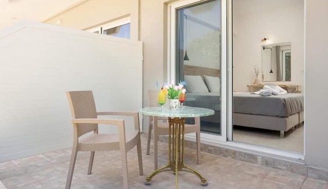 Antonis Apartments