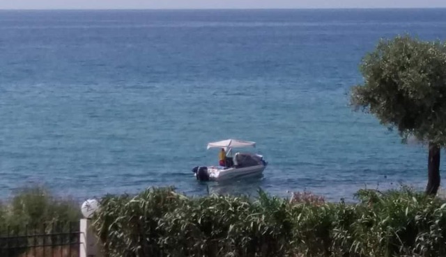 Seaview Villa located 20 m from the beach in Paralia Folias