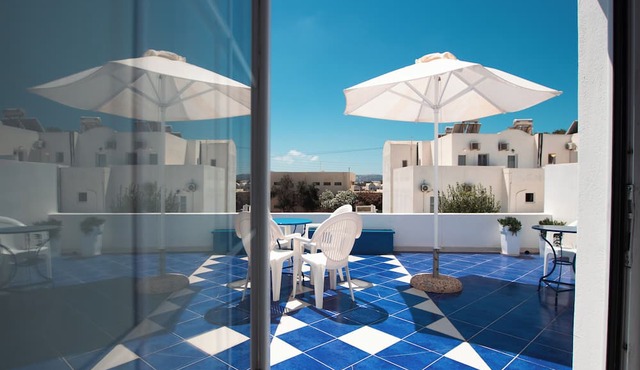 Ptolemeos Pension in Santorini