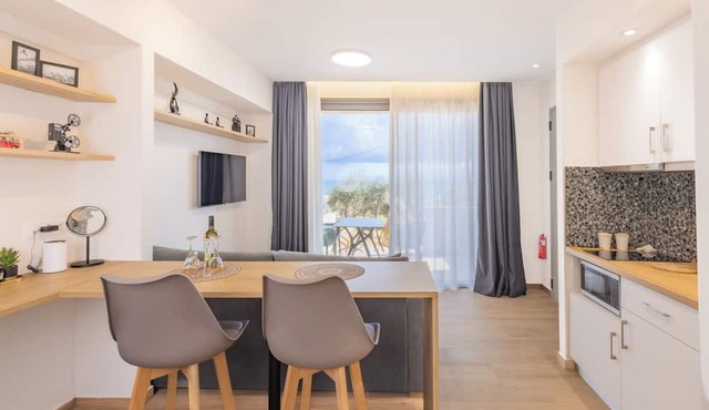 Enalis Studios & Apartments in Chios