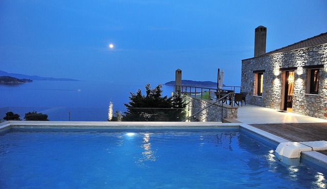 Golden King in Skiathos