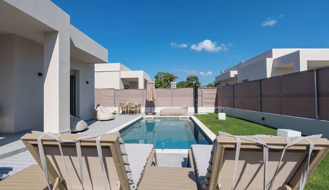 HANIAVILLAS 3 Private Villas with Pools