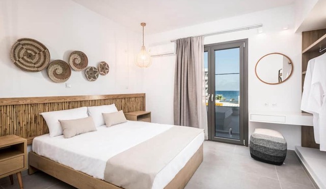 Nefeli's Apartment with Sea View and Private Balcony in Kardamaina