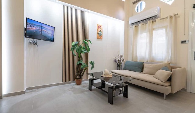 Loft 53- Urban Stay by ΜΡS in Petroupoli