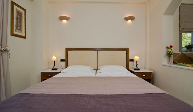 Charming 1-bedroom apartment in delightful Loggos with AC, WiFi in Loggos