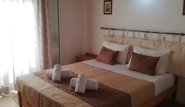 Likourgos beach apartments