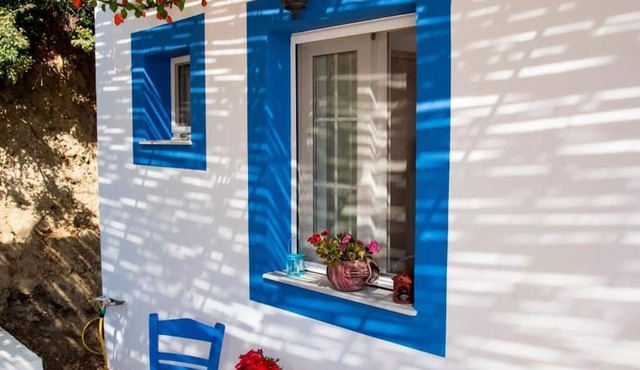 Apartment 'Nik Psaras House' with Sea View, Wi-Fi and Air Conditioning in Kalymnos