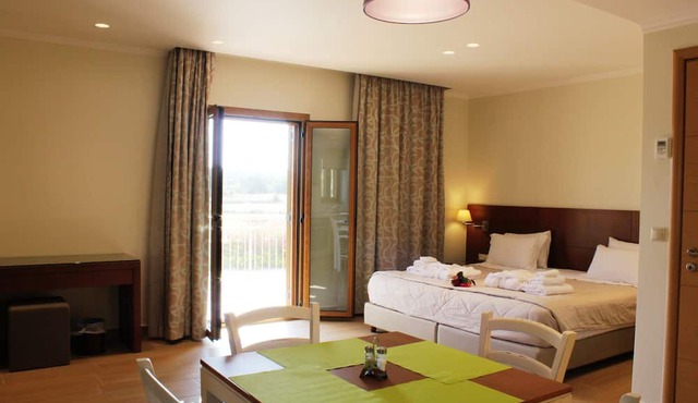 Niriides Luxury Villas