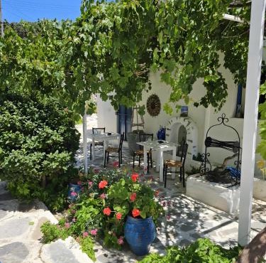 Politimi Studio N8 in Amorgos