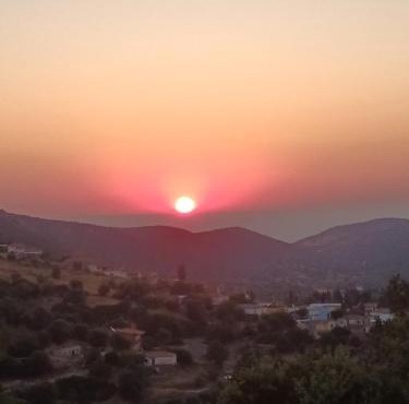 Evia Sunrise Hillhouse in Karystos
