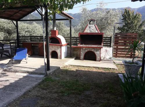 Vila Almer in Potamia