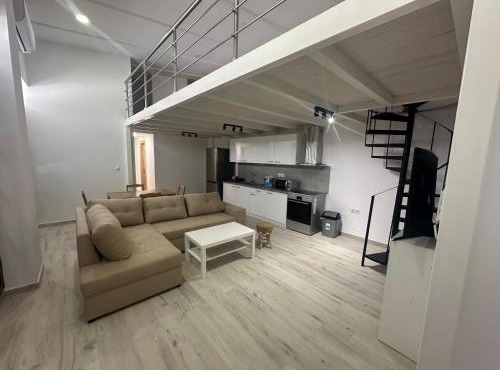 Radiant stone Vila Mati in Nea Makri