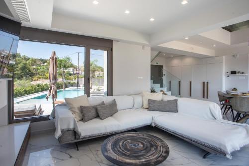 Aetheria Luxury Villa