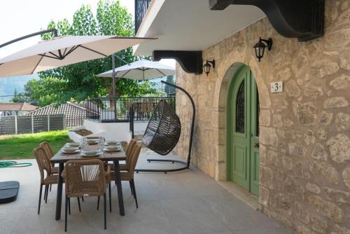 Dervisia Stonehouse 3