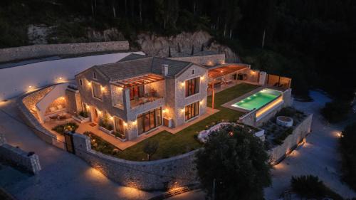 Villa Acrolithos