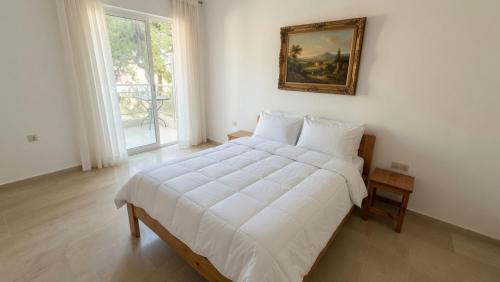 Apartments in Kineta, Greece in Kineta