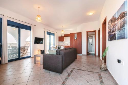 Deep Blue Villa
