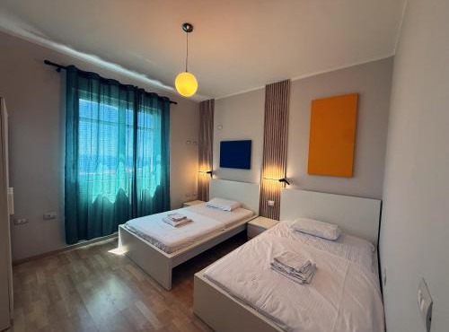 Privat Pool Garden Villa in Gjilek