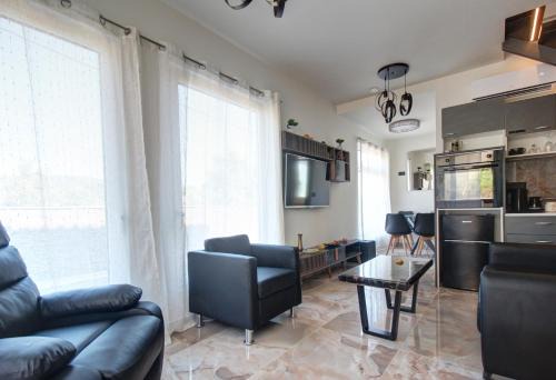 Elpida's Apartments in Vatolakkos