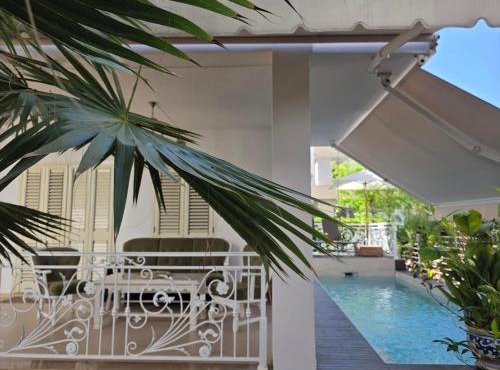 Villa Dyrrahu with Pool & Sea Access in Golem