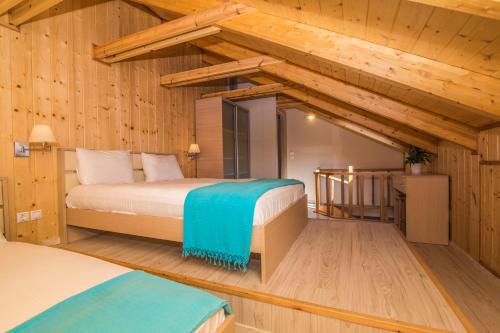 Grand Boutique in Vasiliki