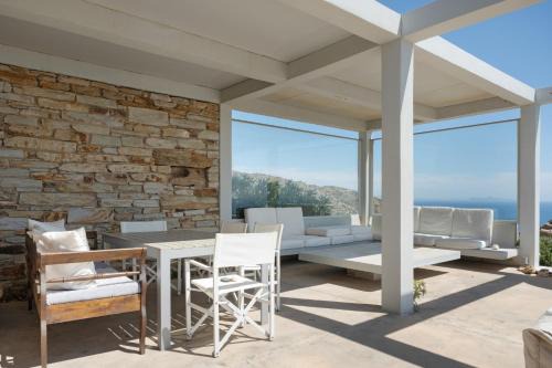 Iliaktida - Stone Villa Mylopotas