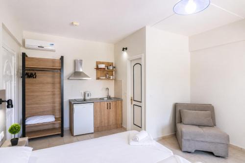 Nikos Villas - Poolside Getaways in Kavos, Corfu