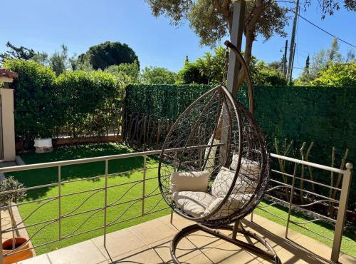 Nea Makri Holiday Villa - Authentic Greek Retreat in Nea Makri