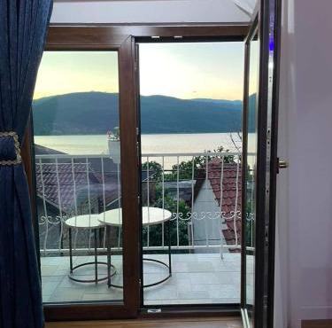 Shegani House in Lin