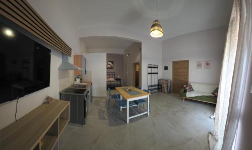 RK apartments - Studio in the city center in Salamina