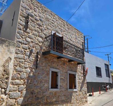 Stone house 1 in Líthion