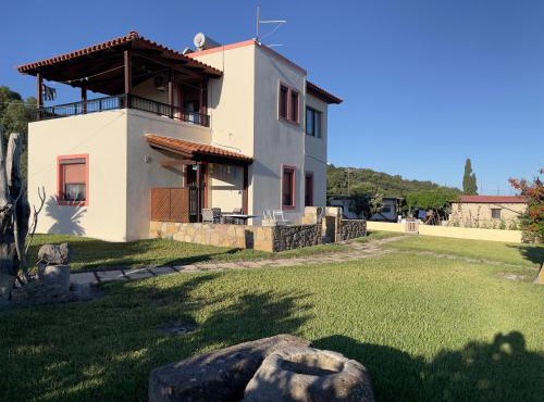 VILLA ANTONIS