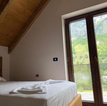 Villa D&D Valbona in Valbonë