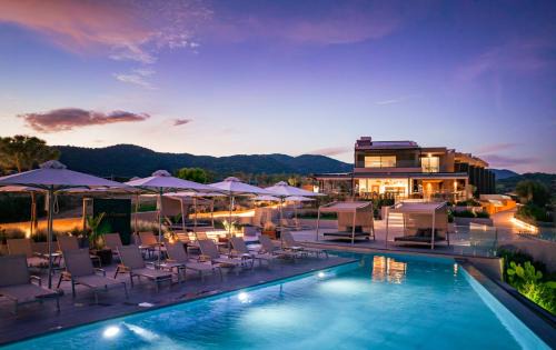 Anasa Luxury Resort in Elaiokhórion