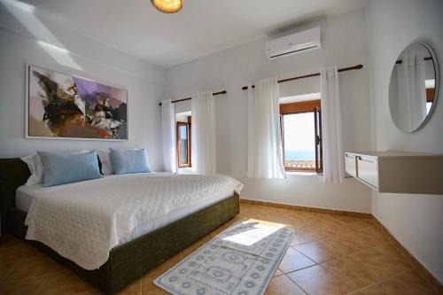 Authentic Seaview Villa In Dhermi Village in Dhërmi