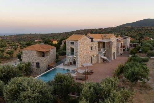 Liokrina suites