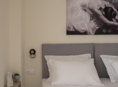 ANDIE Athens Central 1BR with 2 Baths in Athens